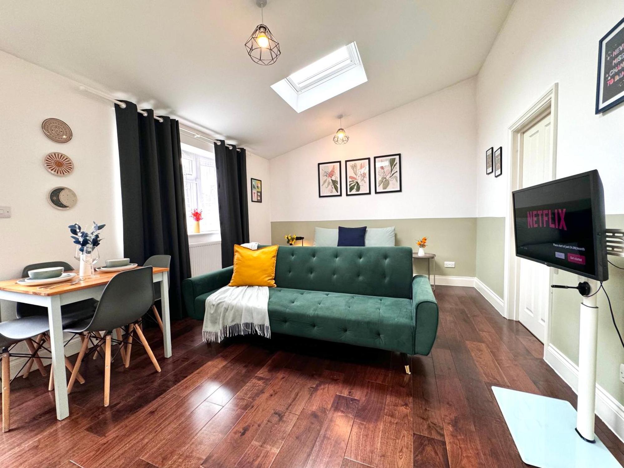 Appartamento Alluring 30min To & Free Parking